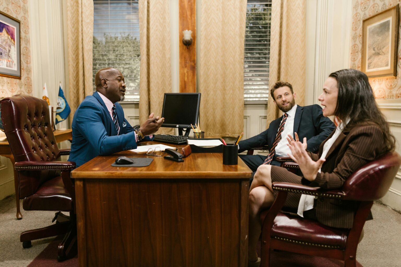 The Importance of Hiring a Divorce Lawyer for a Smooth Separation